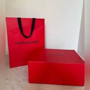 Large Salvatore Ferragamo Gift box and bag set